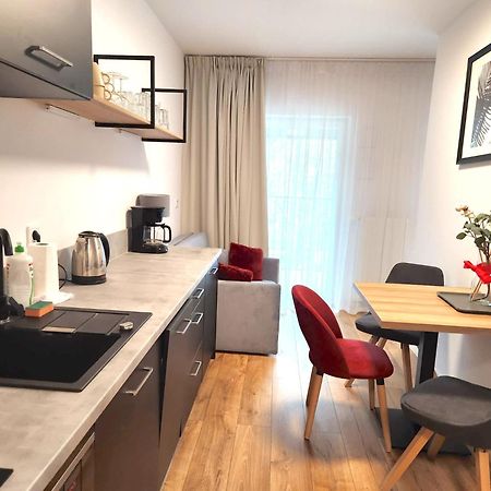 Apartment Premium Atal City Square-Free Parking Space In The Garage Wrocław Exteriör bild